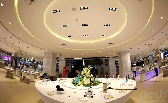 2015年5月1日，由我公司设计的湖南首家智能家电卖场步步高电器胜利旗舰店隆重开业